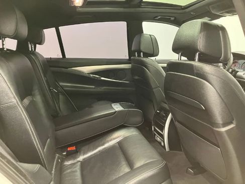 Used 2014 BMW 535i Gran Turismo image 39