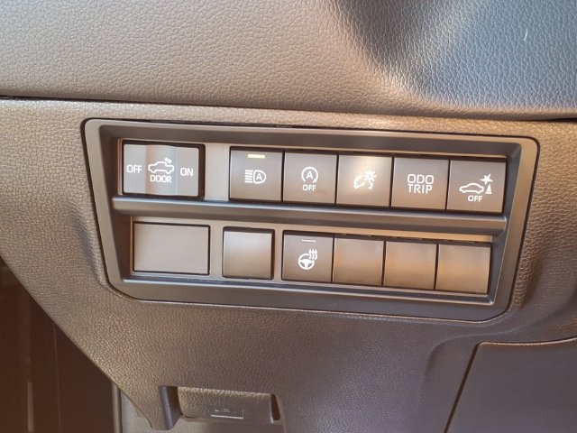 Used 2024 Toyota Tundra Limited AWD/4WD image 13