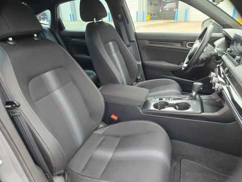 Used 2025 Honda Civic Sport image 25
