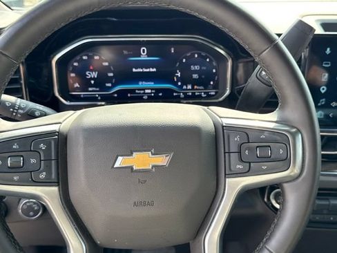 Used 2024 Chevrolet Silverado 1500 LT w/ Z71 Off-Road Package AWD/4WD image 19