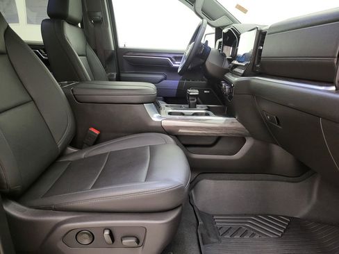 Certified 2024 Chevrolet Silverado 1500 LTZ image 16