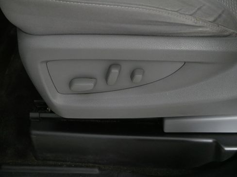 Used 2018 Chevrolet Silverado 1500 LT w/ All Star Edition image 20