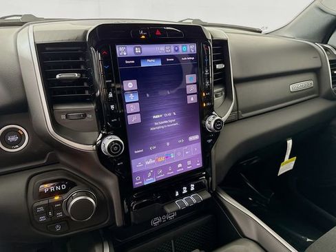 New 2026 RAM 1500 4x4 Crew Cab image 15