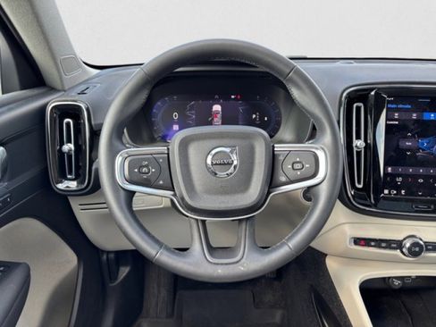 Used 2023 Volvo XC40 B5 Plus w/ Driver Assist Package image 15