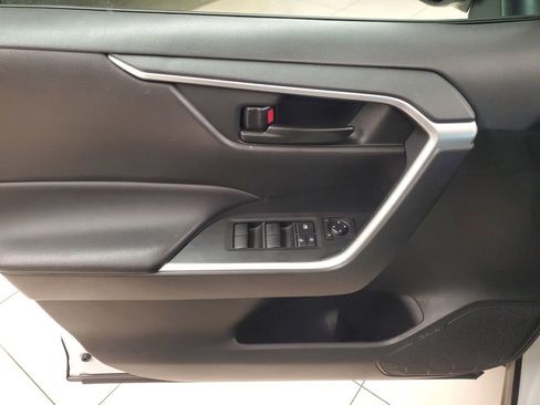 Used 2023 Toyota RAV4 LE image 17