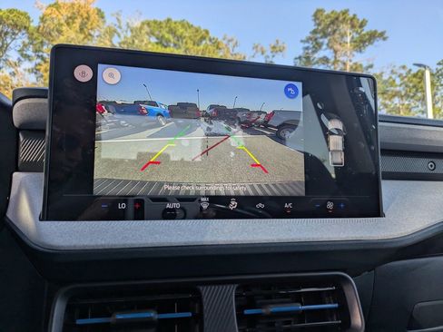 New 2025 Ford Maverick XLT image 20