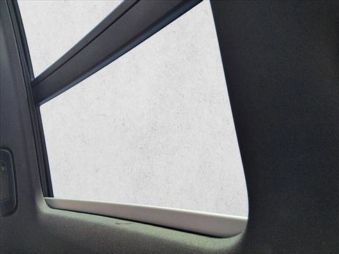 Used 2018 Audi Q3 2.0T Premium w/ Convenience Package image 19