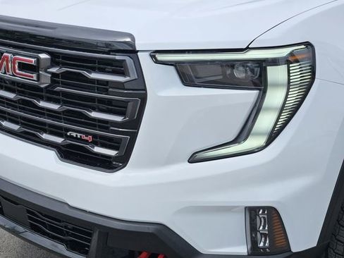 New 2026 GMC Acadia AT4 w/ Luxury Package AWD/4WD image 5