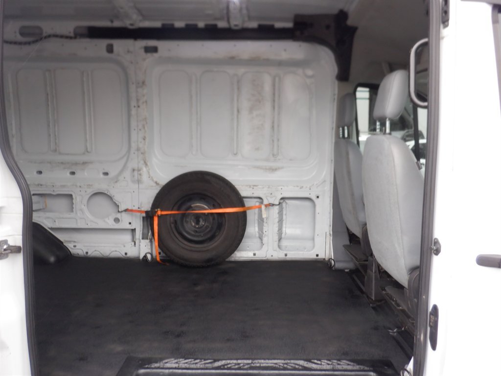 Used 2019 Ford Transit 250 148 Medium Roof RWD image 10