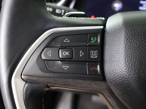 Used 2022 Jeep Grand Cherokee L Limited AWD/4WD image 50