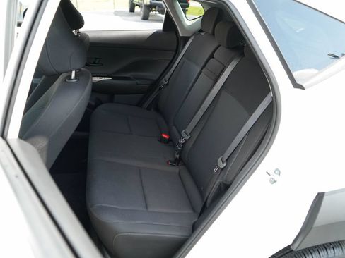 Used 2026 Hyundai Kona SEL Sport FWD image 8