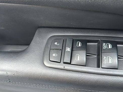 Used 2018 Jeep Grand Cherokee Summit image 13