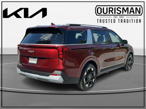 New 2026 Kia Carnival EX FWD image 4