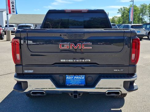 Used 2023 GMC Sierra 1500 SLT w/ SLT Premium Plus Package AWD/4WD image 5