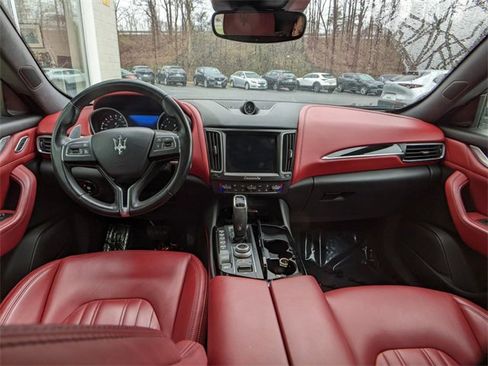 Used 2019 Maserati Levante S image 15