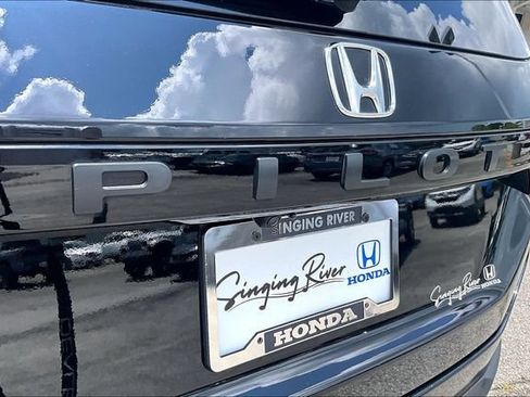 Used 2025 Honda Pilot EX-L image 25