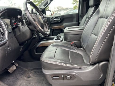 Used 2021 Chevrolet Silverado 1500 High Country w/ Technology Package AWD/4WD image 17