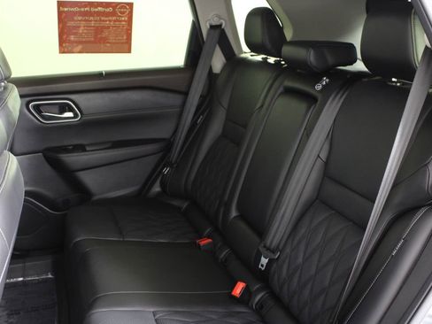Certified 2023 Nissan Rogue Platinum w/ Platinum Premium Package FWD image 22