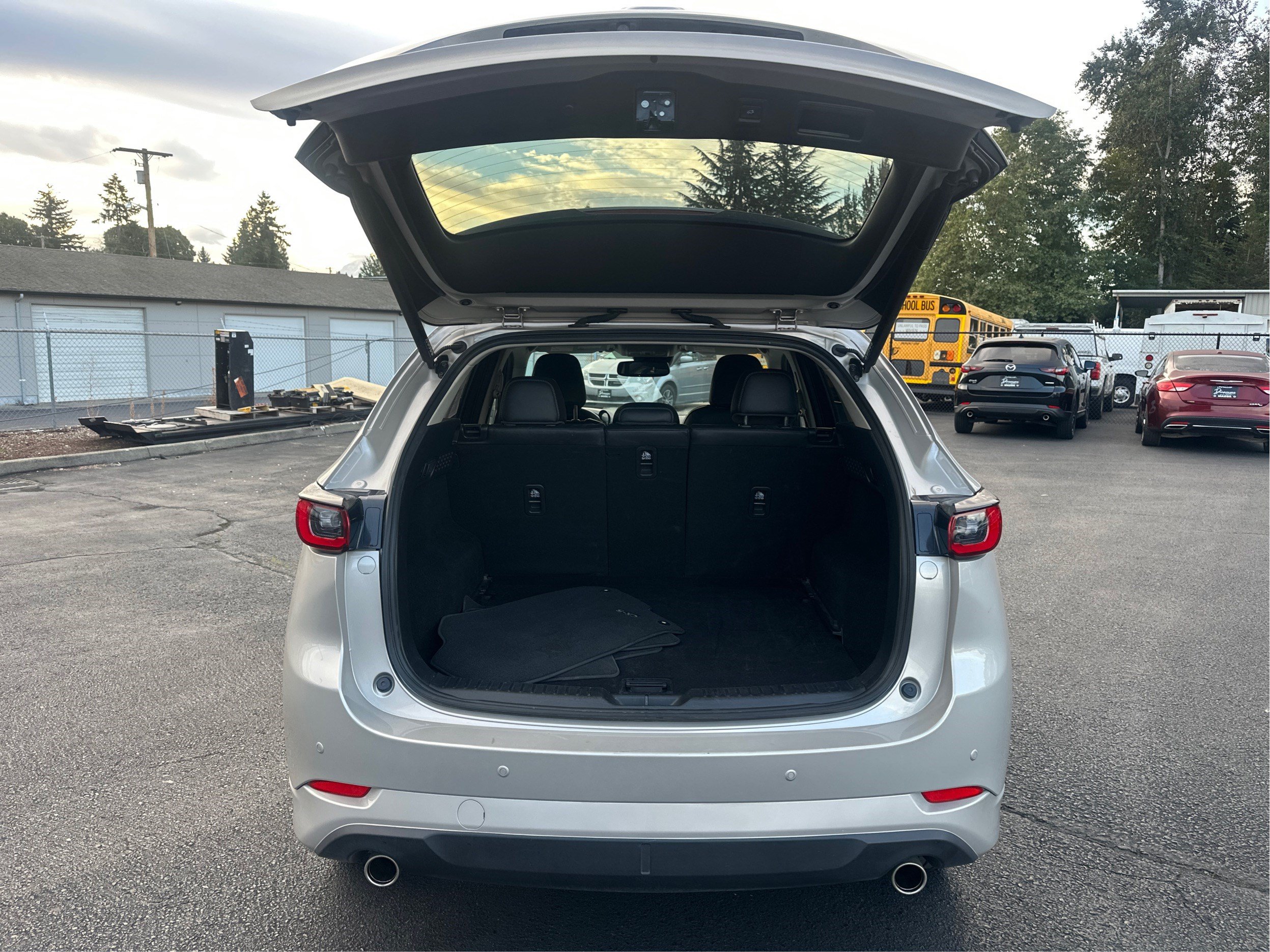 Certified 2025 MAZDA CX-5 AWD 2.5 S w/ Premium Plus Pkg image 11