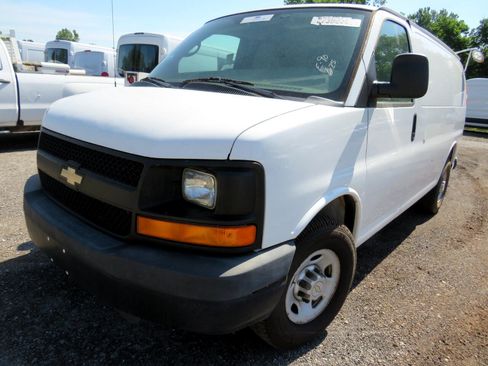 Used 2011 Chevrolet Express 2500 2500 Cargo image 1