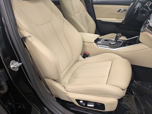 Used 2020 BMW 330i xDrive Sedan w/ Driving Assistance Package AWD/4WD image 29