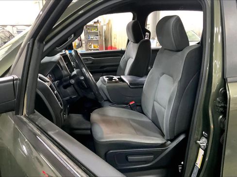 Used 2021 RAM 1500 Big Horn image 16