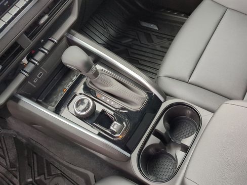 Used 2026 Chevrolet Colorado Trail Boss image 20