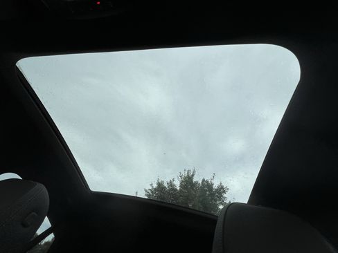 Used 2025 Mercedes-Benz GLE 450 450 4MATIC Coupe w/ Driver Assistance Package image 28