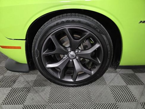 Certified 2019 Dodge Challenger R/T image 10