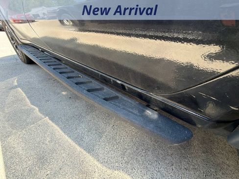 Used 2022 Chevrolet Silverado 1500 ZR2 w/ Technology Package AWD/4WD image 8