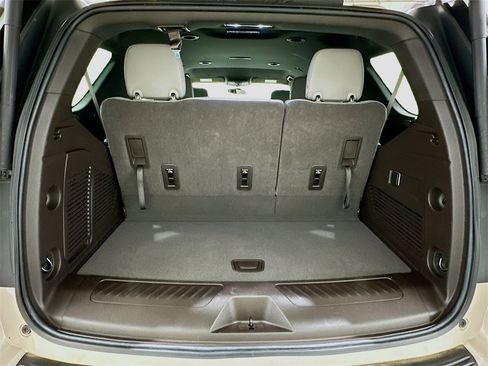 Used 2022 Chevrolet Tahoe LT image 27