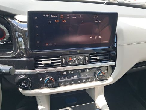 New 2026 Nissan Pathfinder SL w/ SL Premium Package AWD/4WD image 19