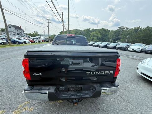 Used 2021 Toyota Tundra SR5 AWD/4WD image 5