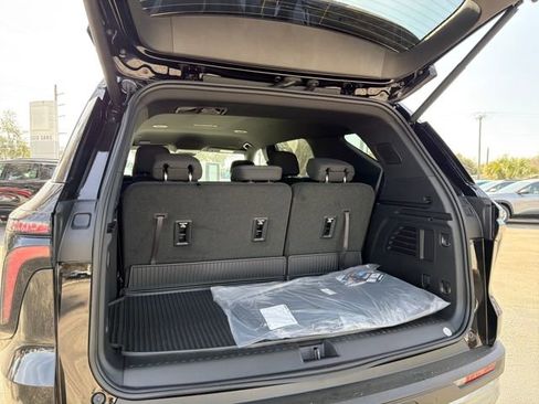 New 2026 Chevrolet Traverse LT w/ Driver Confidence Package image 12