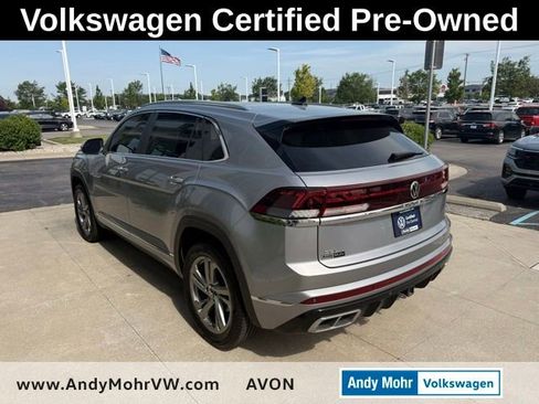 Used 2024 Volkswagen Atlas Cross Sport SEL R-Line AWD/4WD image 4