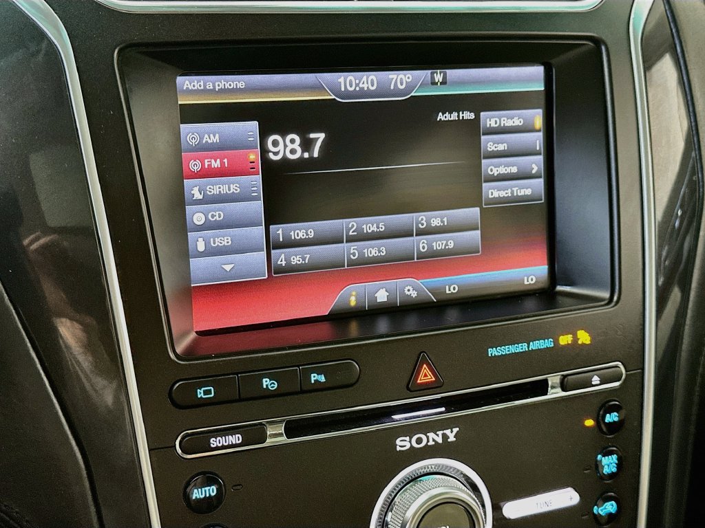 Used 2016 Ford Explorer Platinum AWD/4WD image 17