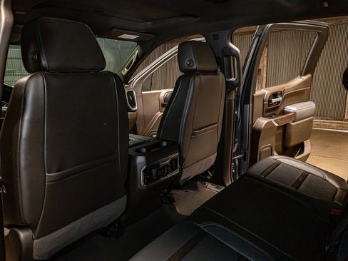 Used 2022 GMC Sierra 1500 Denali w/ Driver Alert Package II image 22