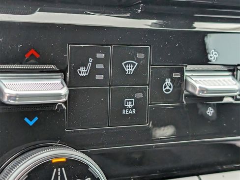 New 2026 Nissan Armada SL image 14