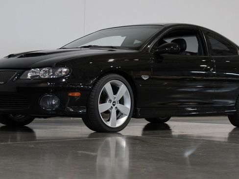 Used 2005 Pontiac GTO RWD image 36