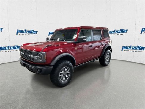 New 2025 Ford Bronco Badlands image 5