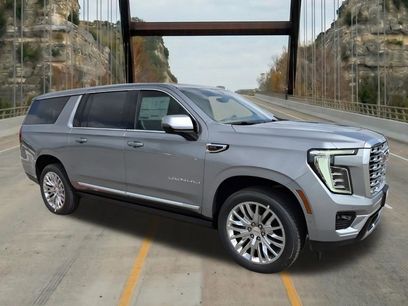 New 2026 GMC Yukon XL Denali w/ Sun & Power Step Package