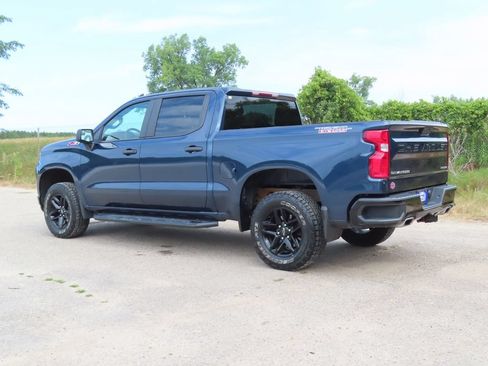 Certified 2020 Chevrolet Silverado 1500 Custom Trail Boss w/ Custom Convenience Package AWD/4WD image 22