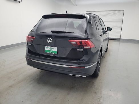 Used 2021 Volkswagen Tiguan SEL AWD/4WD image 7