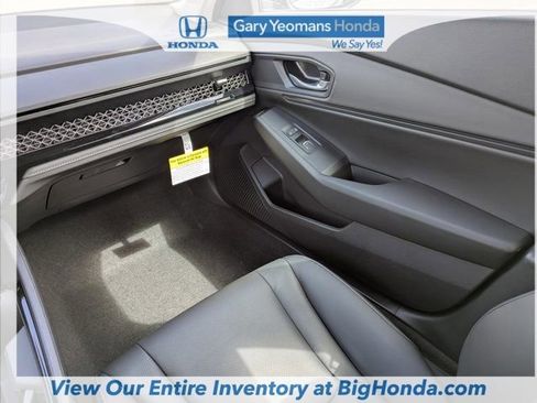 New 2026 Honda Accord EX-L image 17