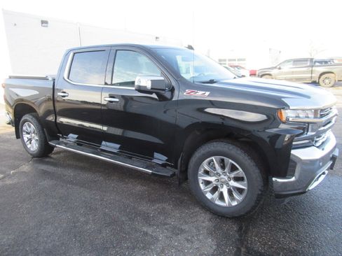 Certified 2022 Chevrolet Silverado 1500 LTZ image 3