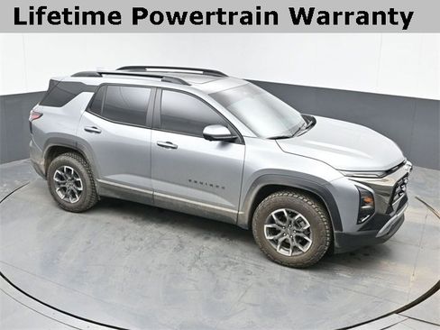 Used 2025 Chevrolet Equinox ACTIV w/ Safety and Technology Package image 1