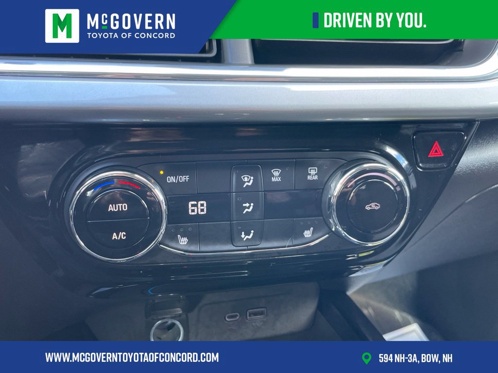 Used 2024 Chevrolet Trax LT w/ Driver Confidence Package FWD image 30