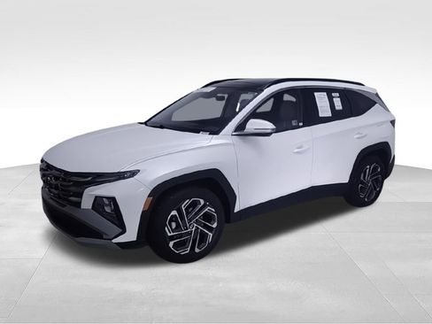 Used 2025 Hyundai Tucson Limited FWD image 7