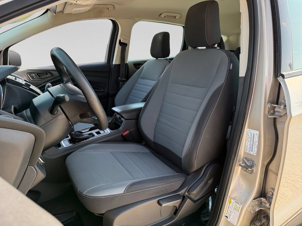 Used 2018 Ford Escape S FWD image 21