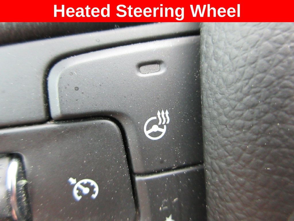 Certified 2022 Cadillac XT6 Premium Luxury w/ LPO, Floor Liner Package AWD/4WD image 32
